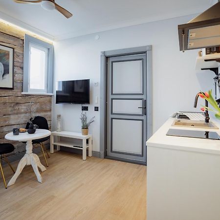 Uue Taenava Korter Kuressaare Extérieur photo