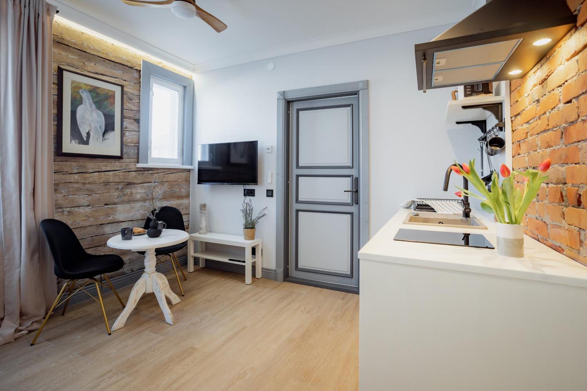Uue Taenava Korter Kuressaare Extérieur photo